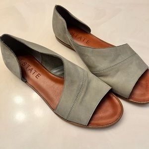 Green leather shoes size 6.5. New without tags!